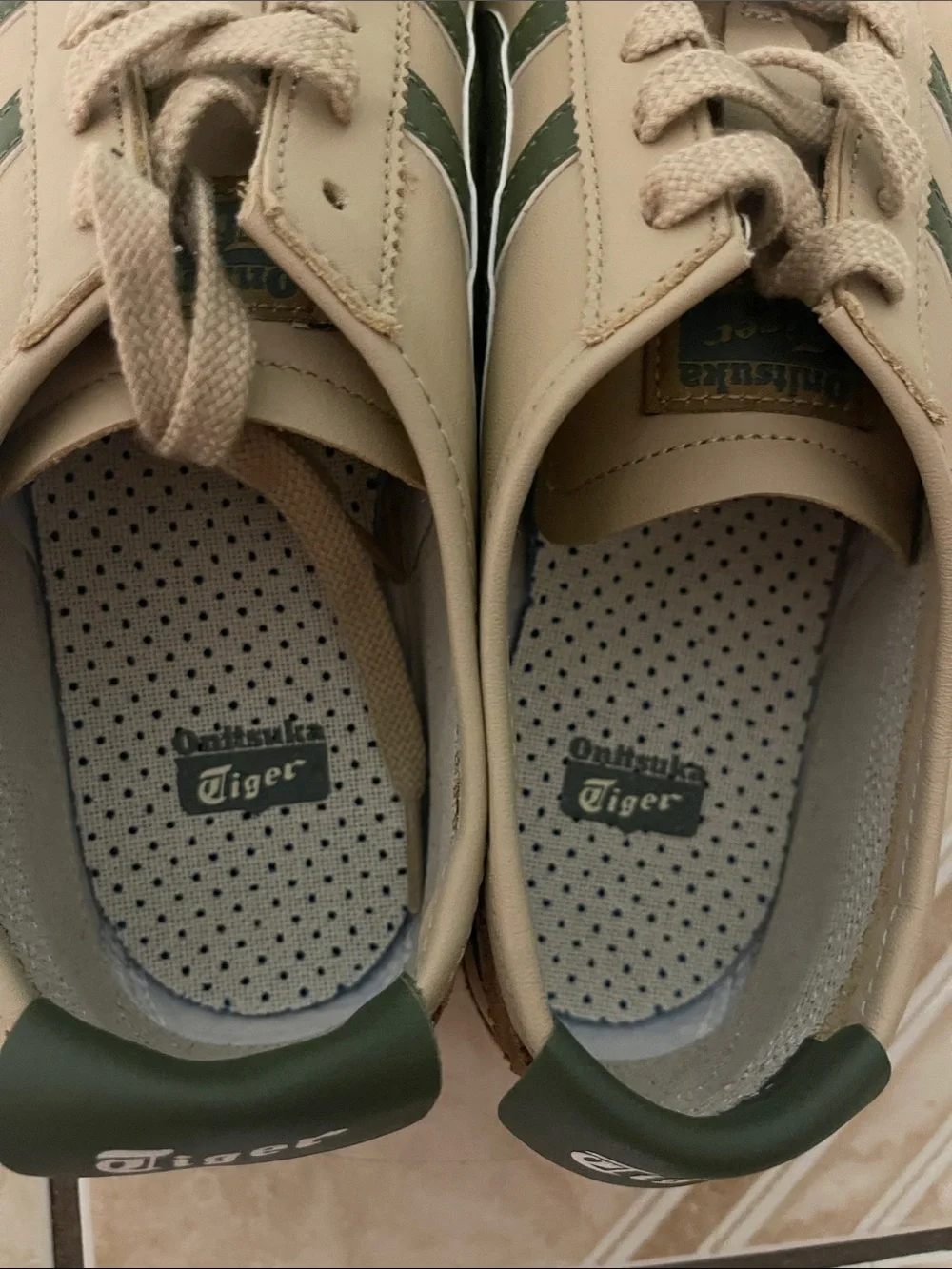 NWOT Onitsuka Tiger MEXICO 66 in Beige/Grass Green Men’s Size 11
